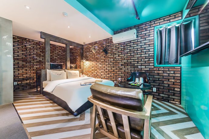 Imagen de la habitación del Hotel Yaja Guri Sutaek. Foto 2