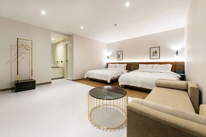 Imagen de la habitación del Hotel Yaja Masan Odong. Foto 11