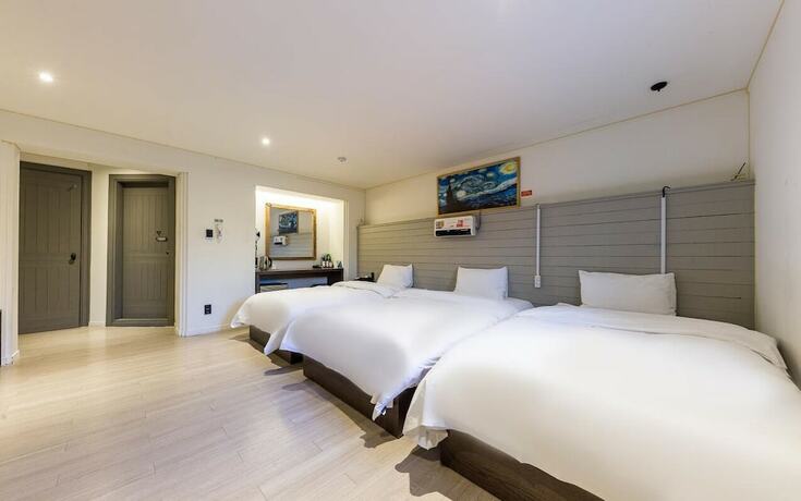 Imagen de la habitación del Hotel Yaja West Gate. Foto 37