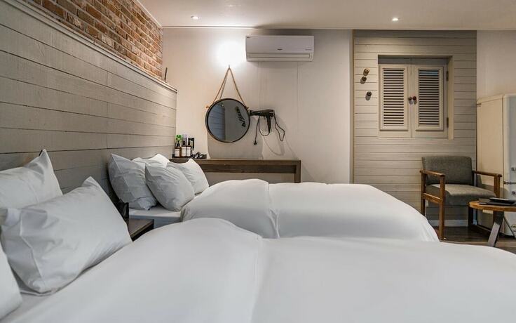 Imagen de la habitación del Hotel Yaja West Gate. Foto 38