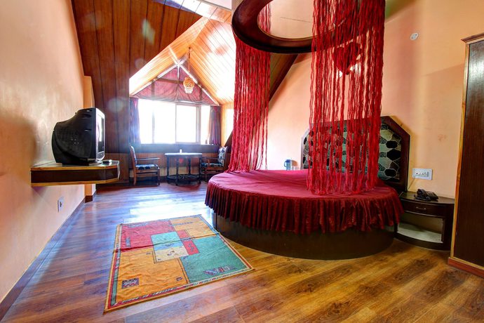 Imagen de la habitación del Hotel Yak. Foto 3