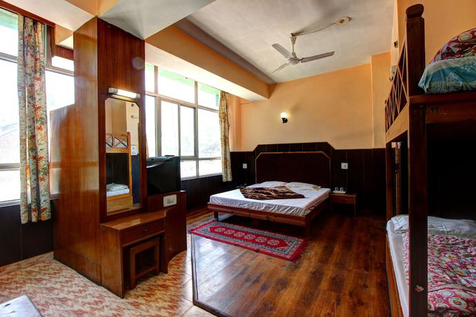Imagen de la habitación del Hotel Yak. Foto 4