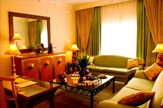 Imagen de los interiores del Hotel Yak and Yeti. Foto 13
