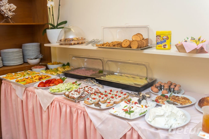 Imagen del bar/restaurante del Hotel Yakinthos, Chania. Foto 1