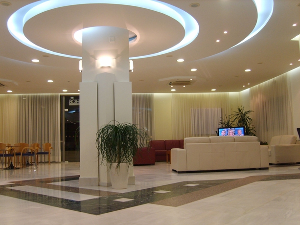Imagen de los interiores del Hotel Yakinthos, Chania. Foto 11