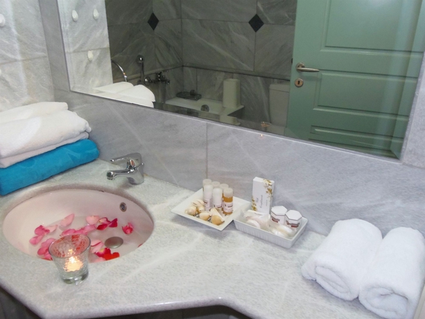 Imagen de la habitación del Hotel Yakinthos. Foto 5