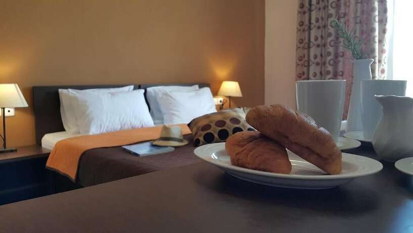 Imagen de la habitación del Hotel Yakinthos, Katerini. Foto 19