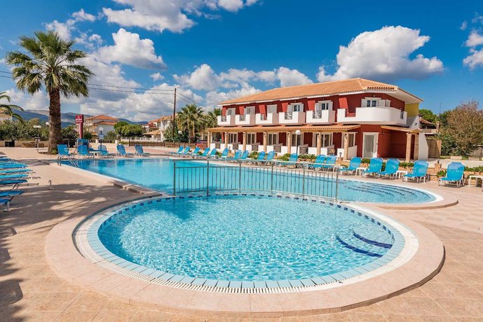 Imagen de la piscina del Hotel Yakinthos, Zante. Foto 18