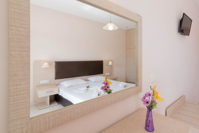 Imagen de la habitación del Hotel Yakinthos, Zante. Foto 15