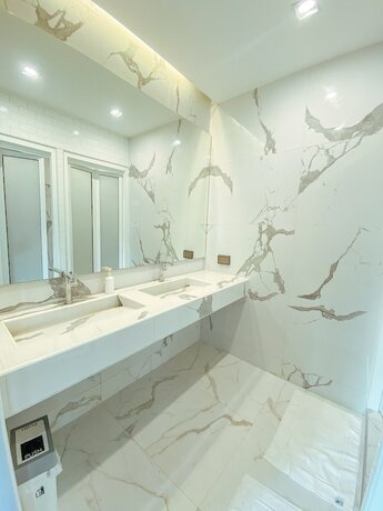 Imagen general del Hotel Yakthai Poshtel. Foto 7