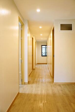 Imagen de los interiores del Hotel Yakthai Poshtel. Foto 26