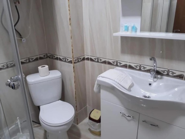 Imagen de la habitación del Hotel Yalchin Batumi. Foto 19