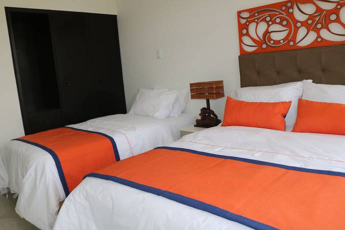 Imagen de la habitación del Hotel Yalconia. Foto 10