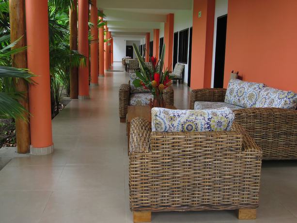 Imagen de los interiores del Hotel Yalconia. Foto 20