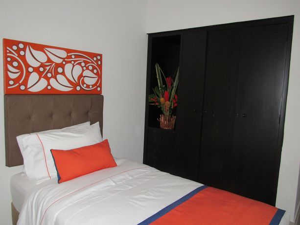 Imagen de la habitación del Hotel Yalconia. Foto 15