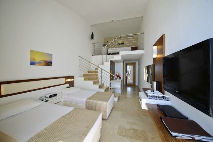 Imagen de la habitación del Hotel Yalihan Una. Foto 3