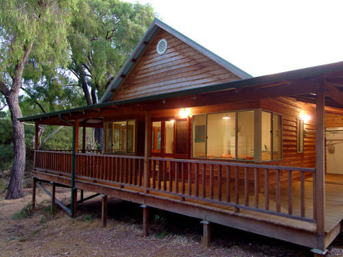 Imagen de la habitación del Hotel Yallingup Forest Resort. Foto 1