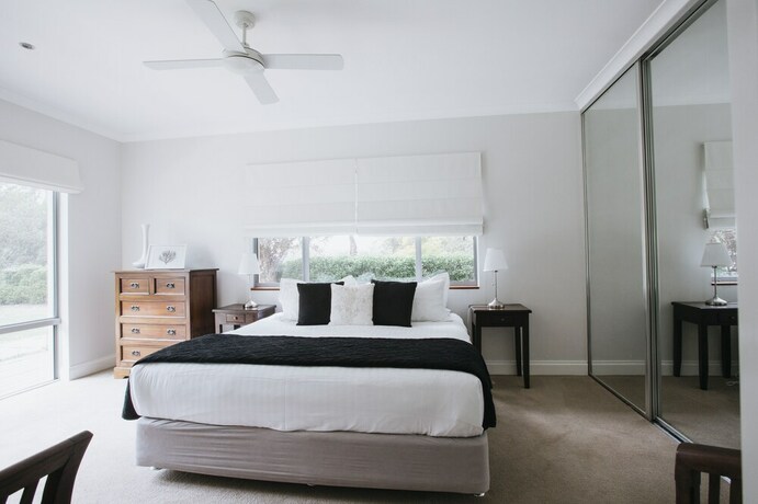 Imagen de la habitación del Hotel Yallingup Villas. Foto 35