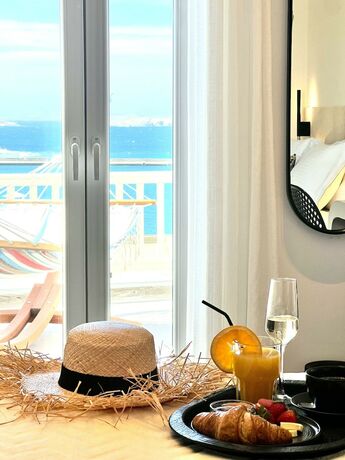 Imagen de la habitación del Hotel Yalos hotel sunset view. Foto 16