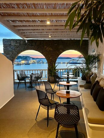 Imagen de la habitación del Hotel Yalos hotel sunset view. Foto 18