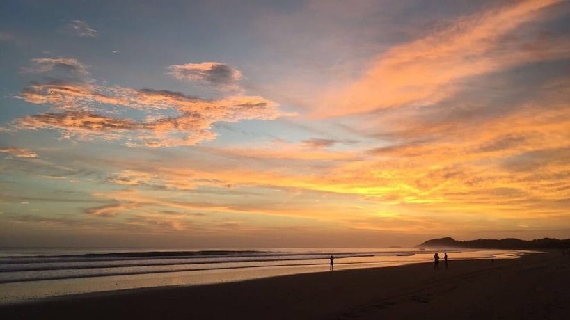 Imagen de los exteriores del Hotel Yalta's Inn. Foto 16