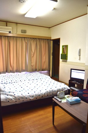 Imagen de la habitación del Hotel Yamabe. Foto 17