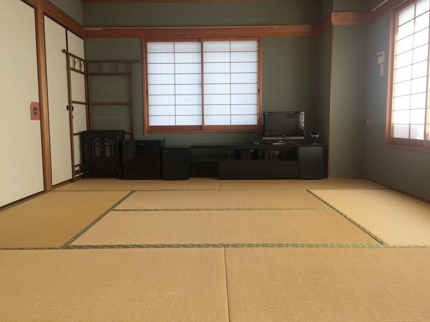 Imagen de la habitación del Hotel Yamachou. Foto 10