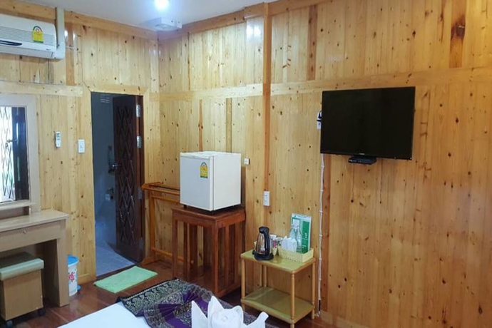 Imagen de la habitación del Hotel Yamadaya Beach Resort. Foto 9