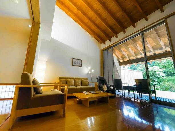 Imagen de la habitación del Hotel Yamado. Foto 17