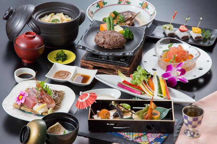 Imagen del bar/restaurante del Hotel Yamaga New Grand Hotel. Foto 12