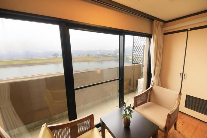 Imagen de la habitación del Hotel Yamaga New Grand Hotel. Foto 18