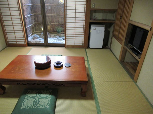 Imagen de la habitación del Hotel Yamaga Onsen Ryokan Hosokawa. Foto 7