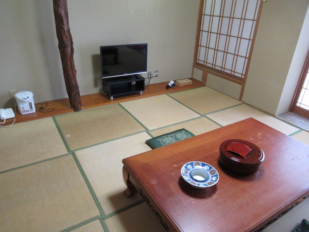 Imagen de la habitación del Hotel Yamaga Onsen Ryokan Hosokawa. Foto 13