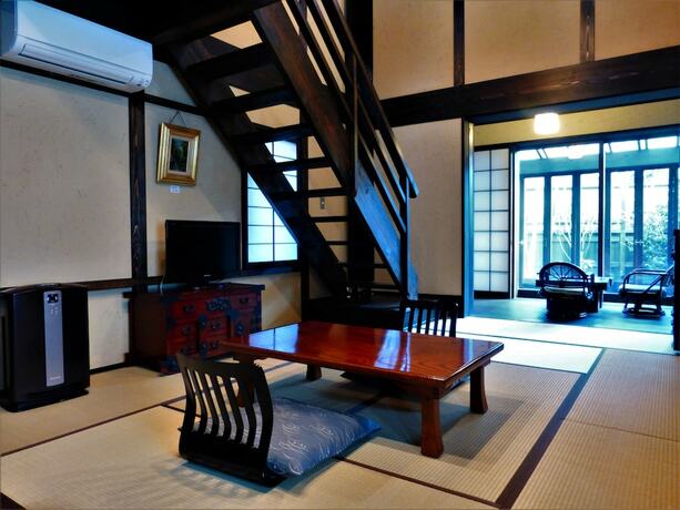 Imagen de la habitación del Hotel Yamakikan. Foto 23