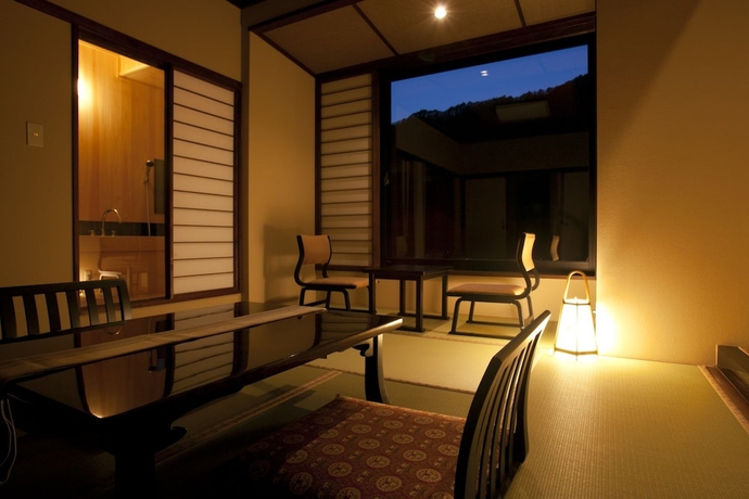 Imagen de la habitación del Hotel Yamamizuki Urara Tsutaya. Foto 12