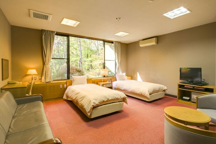 Imagen de la habitación del Hotel Yamanakako Shuzanso. Foto 20