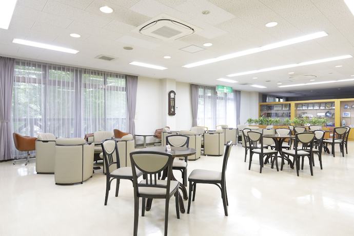Imagen del bar/restaurante del Hotel Yamanakako-asahigaoka-onsen Seikei. Foto 2