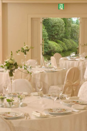 Imagen de los interiores del Hotel Yamanashi Grand. Foto 12