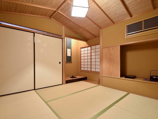 Imagen de la habitación del Hotel Yamatoya Besso. Foto 11