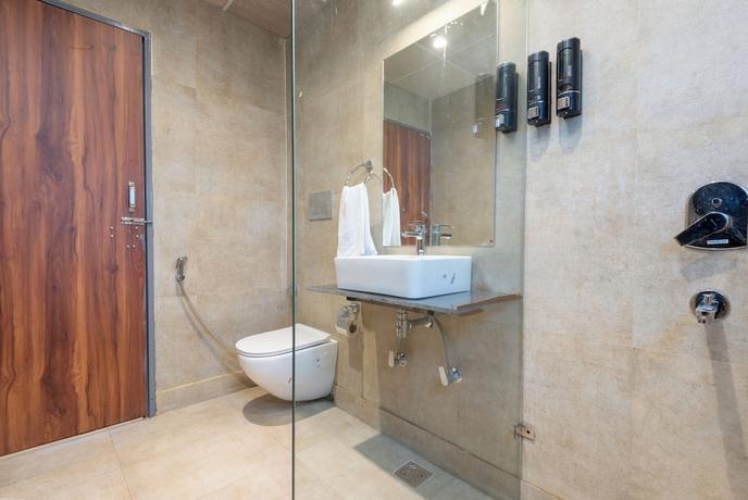 Imagen de la habitación del Hotel Yamunotri Cottages. Foto 15