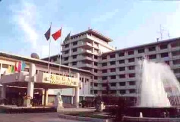 Imagen de los exteriores del Hotel Yan Xiang. Foto 4