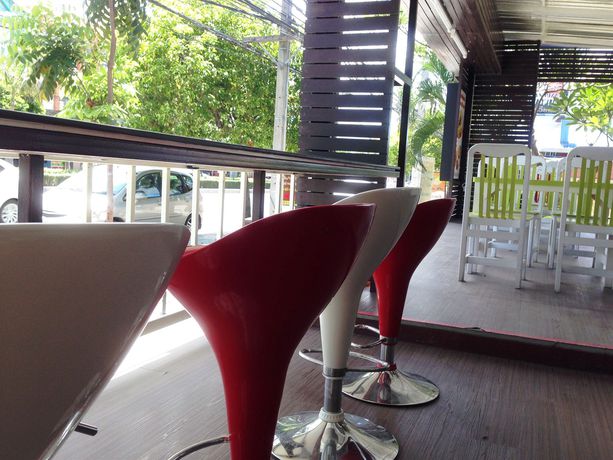 Imagen de los exteriores del Hotel Yanadin Serviced Apartment. Foto 8