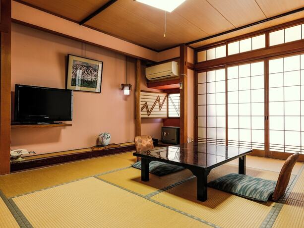 Imagen de la habitación del Hotel Yanagiso. Foto 1