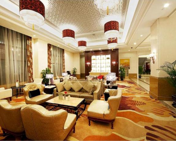 Imagen del bar/restaurante del Hotel Yancheng Shuicheng Hotel. Foto 9
