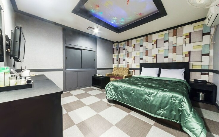 Imagen de la habitación del Hotel Yangju Valentine. Foto 16