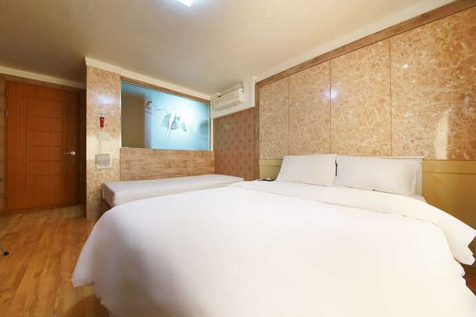 Imagen de la habitación del Hotel Yangju Y. Foto 19