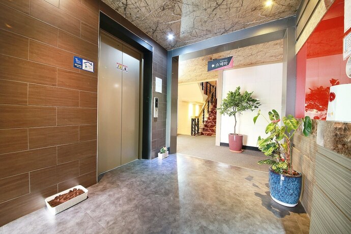 Imagen general del Hotel Yangju Y. Foto 14