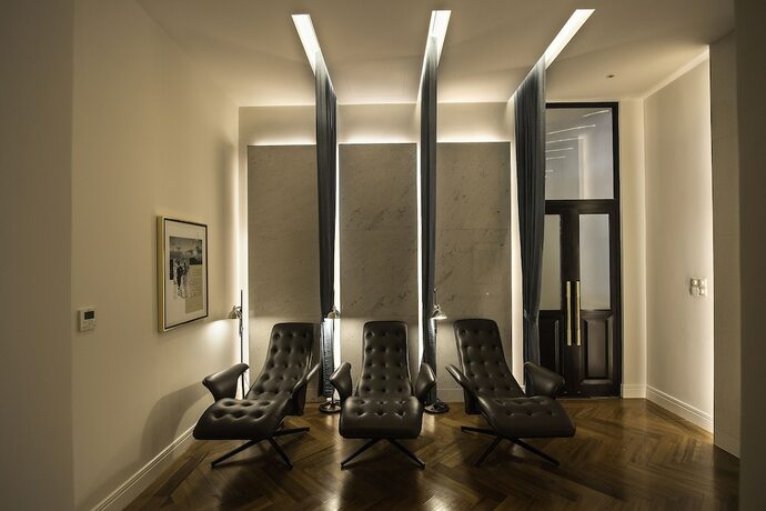 Imagen de la piscina del Hotel Yangon Excelsior. Foto 19