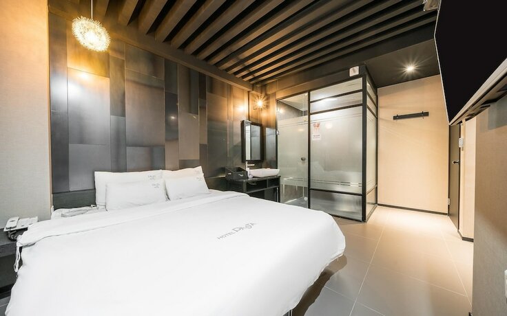 Imagen de la habitación del Hotel Yangsan Bukbudong Pasta. Foto 18