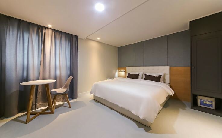 Imagen de la habitación del Hotel Yangsan Bukdong The Bams. Foto 13